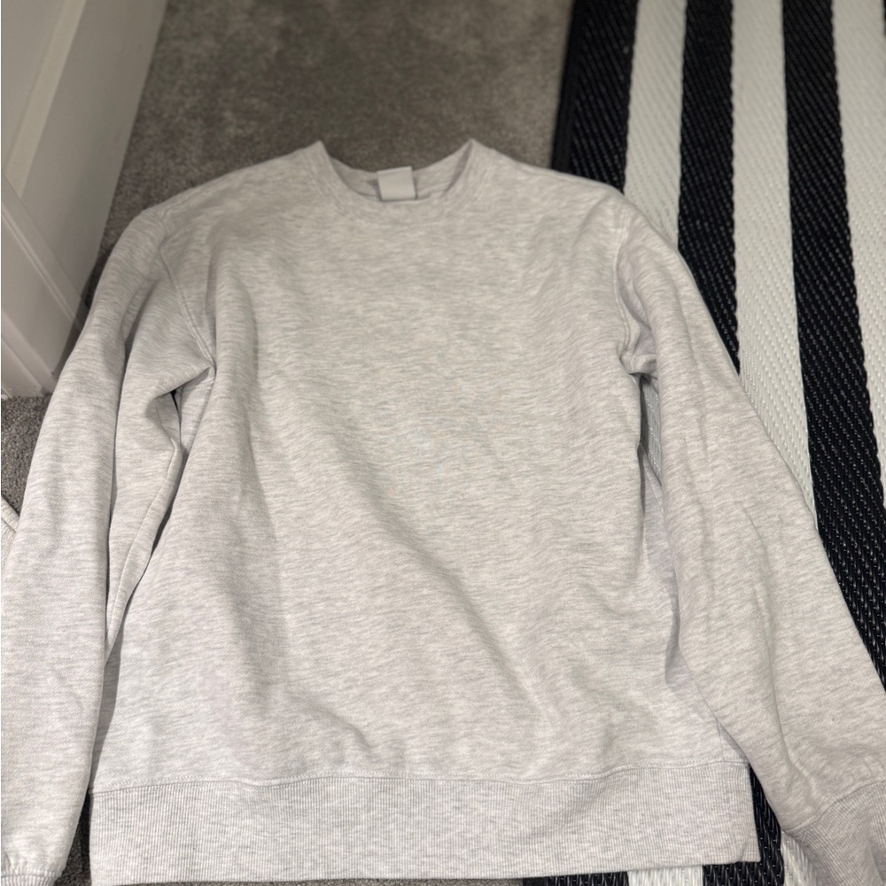 Kut from the Kloth Men's Light Gray Crewneck Sweater